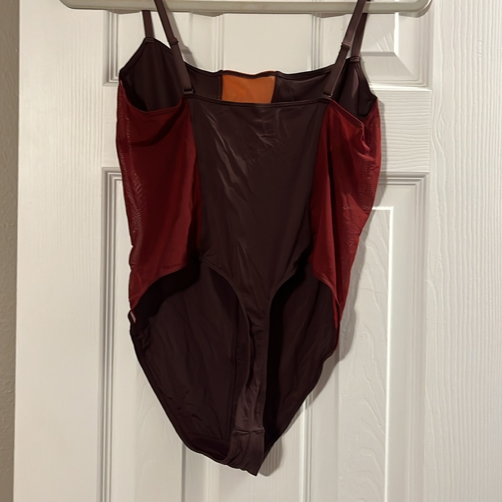 Parade Bodysuit - Picture 3 of 3